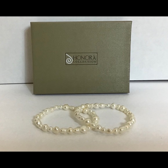 Honora Cultured White Pearl Stretch Bracelet - Picture 4 of 7